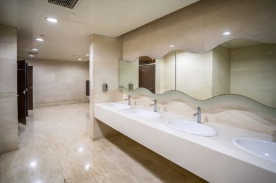 Modern Master Bathrooms